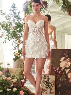 NWT Andrea & Leo 3D Floral Lace Mini Wedding Dress Size 12